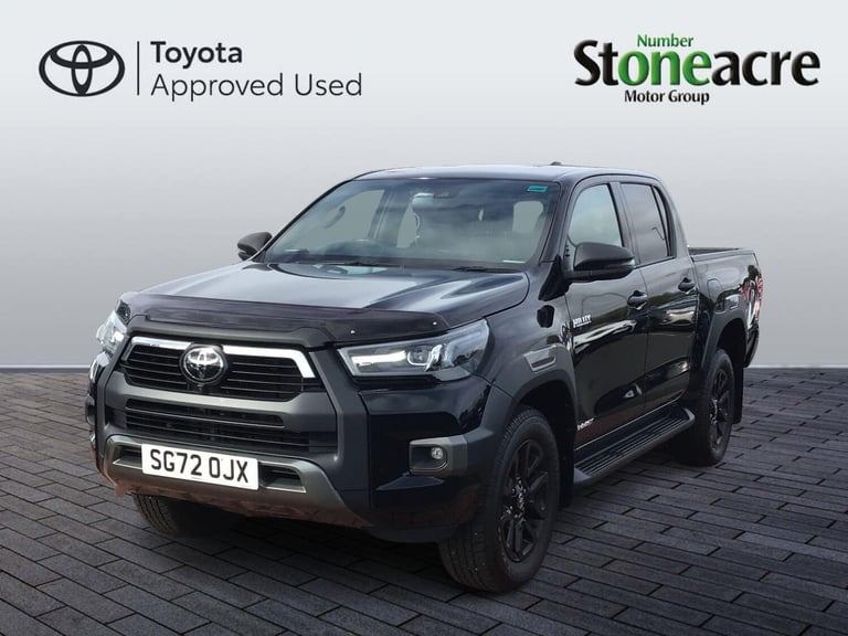 2022 Toyota Hilux 2.8 D-4D Invincible X Pickup Double Cab 4dr Diesel Auto 4WD Euro 6 (s/s) (2 PIC...