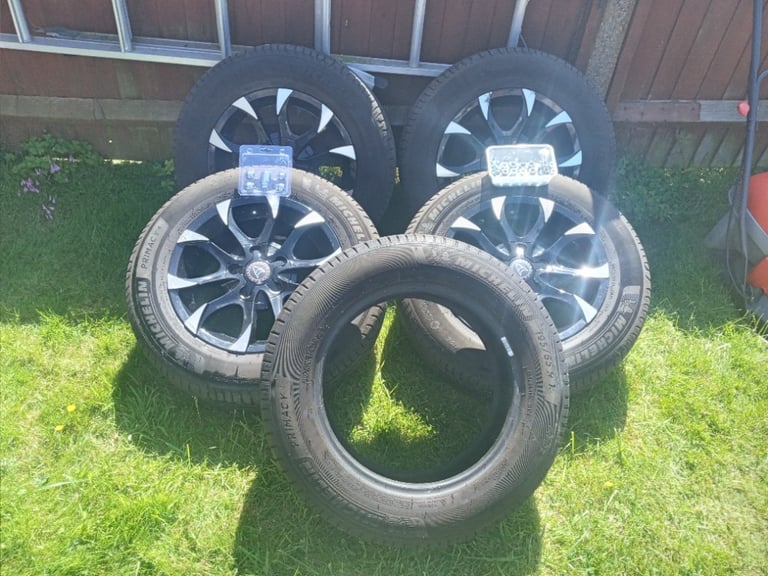 Wolf race alloy wheels 165/95-15 complete with wheel nuts and good tyres