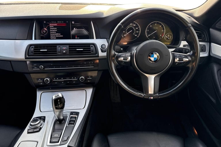 2016 BMW 5 Series 3.0 535d M Sport Touring Auto Euro 6 (s/s) 5dr Estate DIESEL Automatic