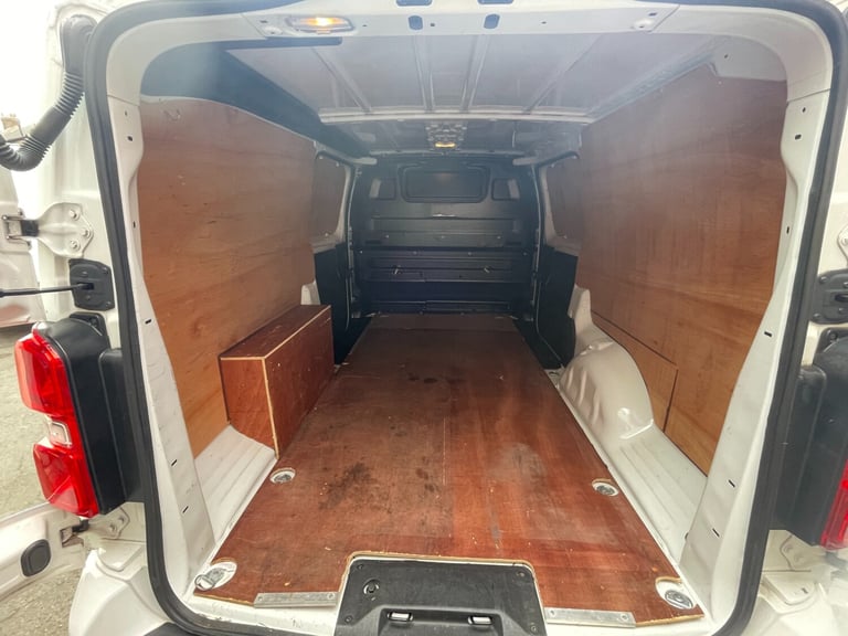 2020 Vauxhall Vivaro 2900 1.5d 100PS Sportive H1 Van PANEL VAN Diesel Manual