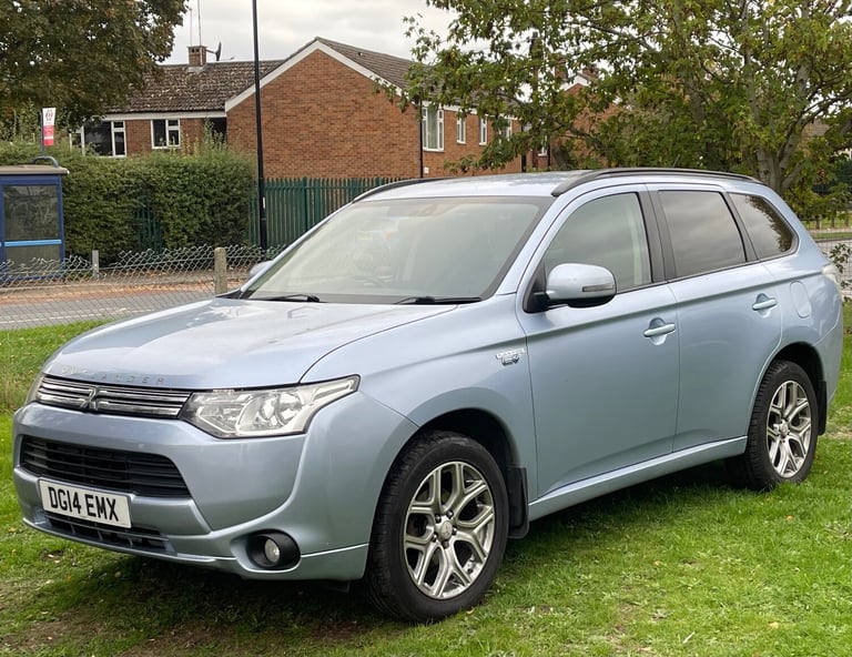 2014 Mitsubishi Outlander GX 4WD 3H PHEV Automatic 2.0 Plug-In Hybrid Petrol