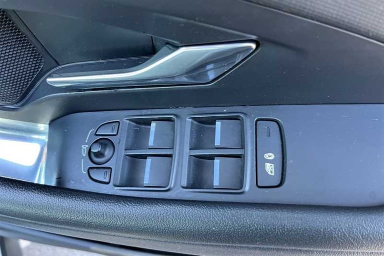 2018 Jaguar E-Pace 2.0 D150 SUV 5dr Diesel Auto AWD Euro 6 (s/s) (150 ps) SUV Diesel Automatic