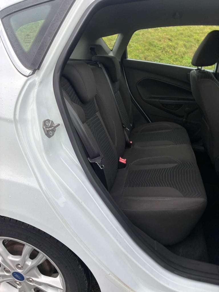 2015 Ford Fiesta 1.2 Fiesta Zetec 5dr Hatchback Petrol Manual