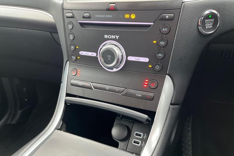 2022 Ford Galaxy 2.5 FHEV 190 Titanium 5dr CVT ** Sync 3 - Heated Seats - Electric Tail Gate Esta...