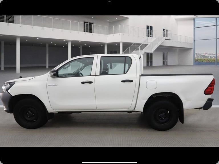 2020 Toyota Hilux Active D/Cab Pick Up 2.4 D-4D PICK UP DIESEL Manual