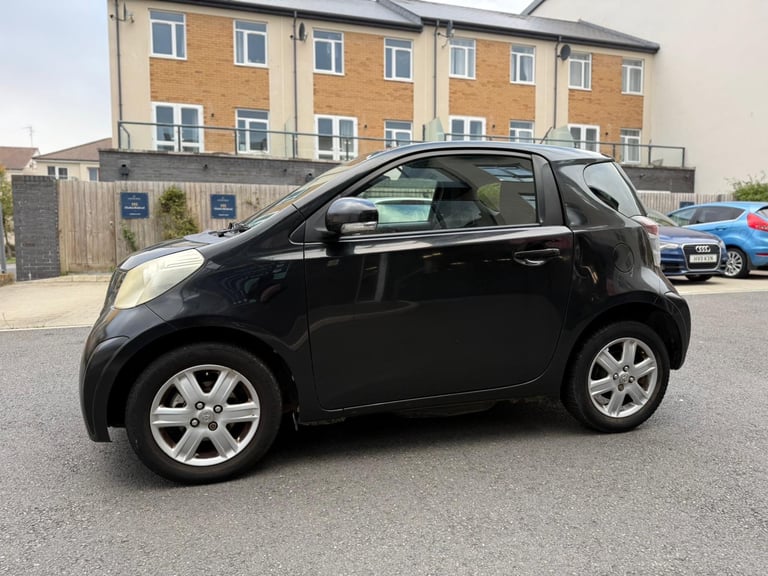 Toyota, IQ, Hatchback, 2009, Manual, 998 (cc), 3 doors