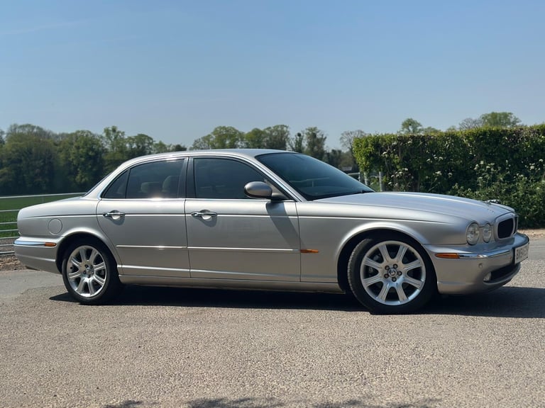  Jaguar XJ 4.2 XJ8 SE 4dr Petrol Automatic