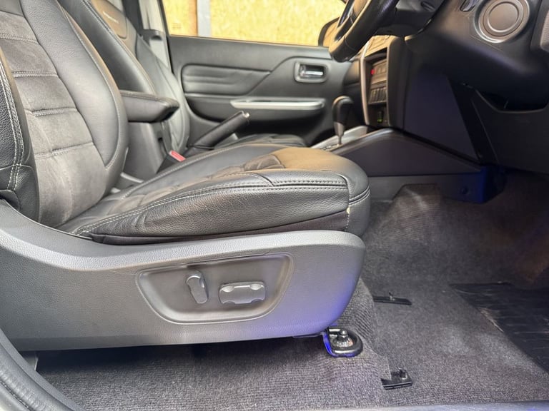 2020 Mitsubishi L200 2.2 DI-D DC Barbarian X Pickup Double Cab 4dr Diesel Auto 4WD Euro 6 (s/s)  ...