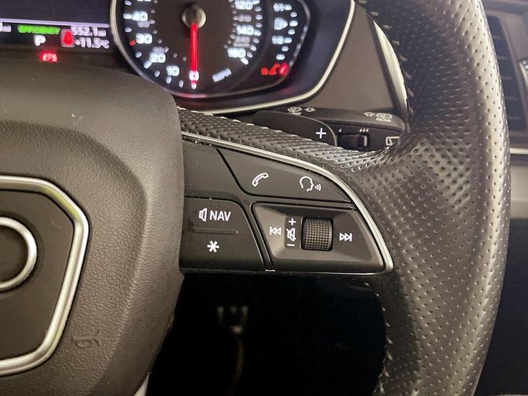 2020 Audi Q5 2.0 TDI 40 S line S Tronic quattro Euro 6 (s/s) 5dr Automatic SUV Diesel Automatic