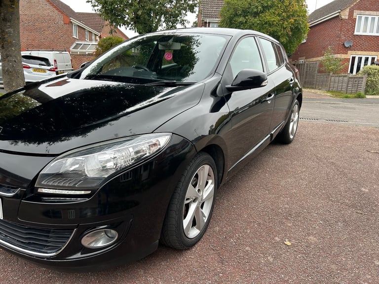 Renault, MEGANE, Hatchback, 2012, Manual, 1598 (cc), 5 doors