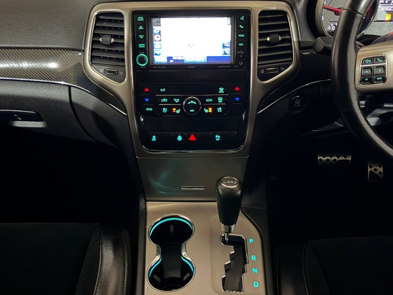 WHITE 2013 JEEP GRAND CHEROKEE S LIMITED CRD 3.0 DIESEL V6 AUTOMATIC 4WD 4X4 SUV