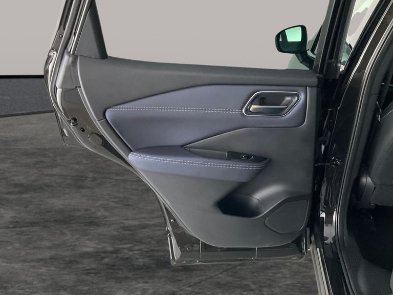 2022 Nissan Qashqai 1.3 DIG-T MHEV Tekna SUV 5dr Petrol Hybrid Manual Euro 6 (s/s) (140 ps) - K S...