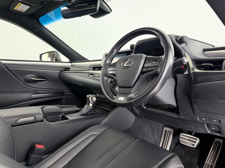 2020 Lexus ES 300h 2.5 F-Sport 4dr CVT SALOON PETROL/ELECTRIC Automatic