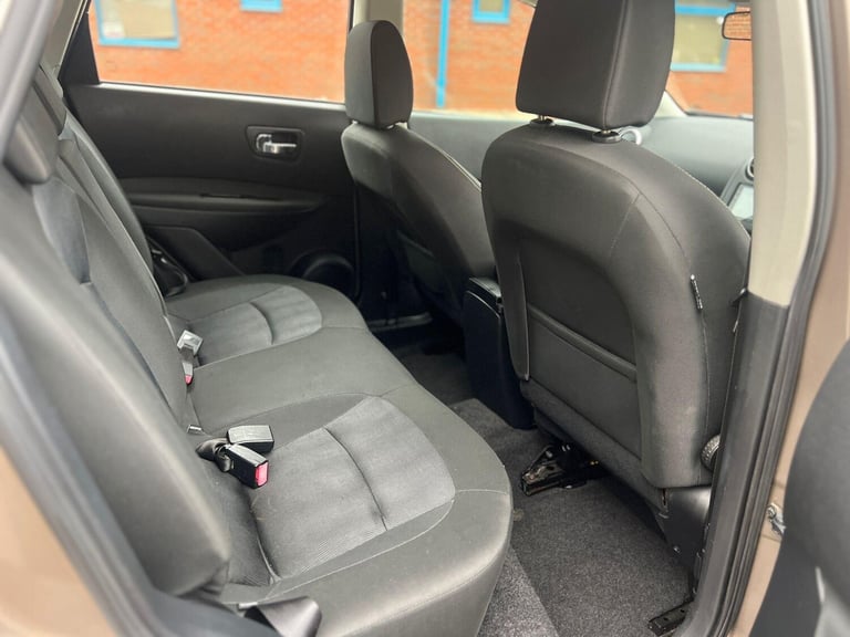 2011 Nissan Qashqai 1.5 dCi Acenta 2WD Euro 5 5dr HATCHBACK Diesel Manual