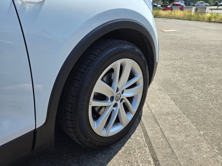 2016 Vauxhall Mokka 1.6i Exclusiv SUV 5dr Petrol Manual 2WD Euro 6 (s/s) (115 ps) SUV Petrol Manual