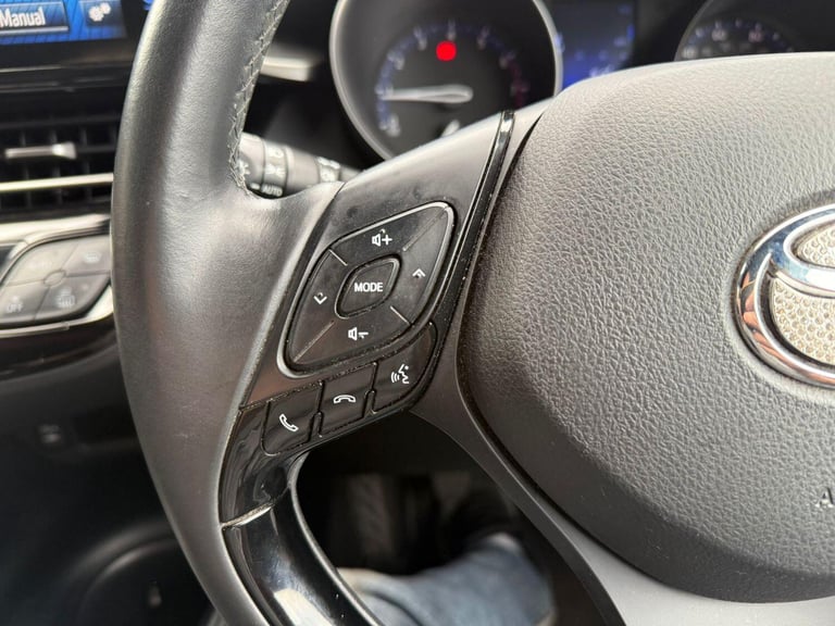 TOYOTA C-HR 1.2 VVT-i Icon 2019