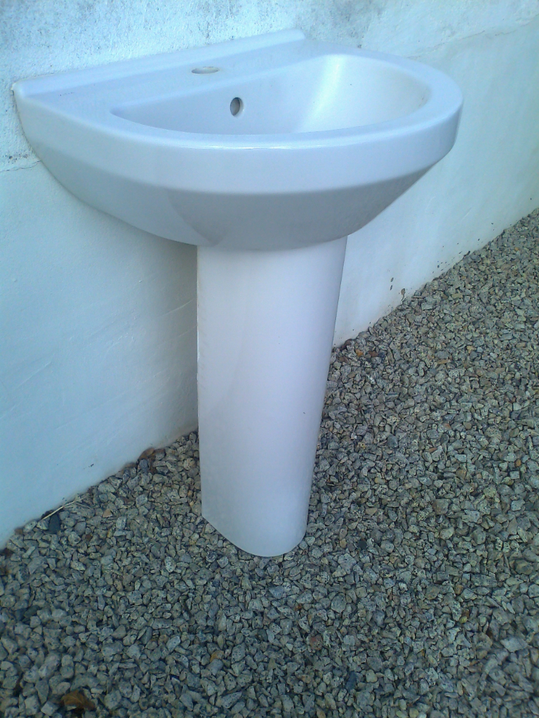 WASH BASIN & PEDESTAL - ALMOST NEW - PRICE REDUCED FOR QUICK SALE - 