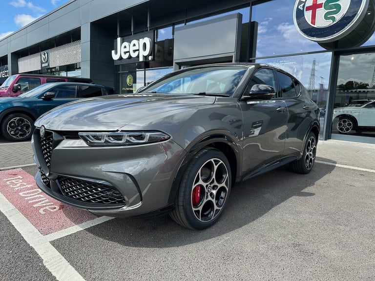 2025 Alfa Romeo Tonale 1.5 MHEV Veloce 5dr Auto Hatchback Petrol Automatic