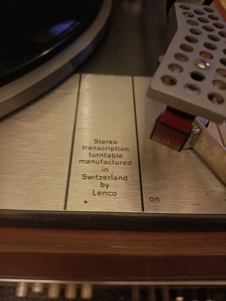 Vintage HIFI system Record player by Lenco Amp/Tuner Ferguson, Speakers by Hitachi.