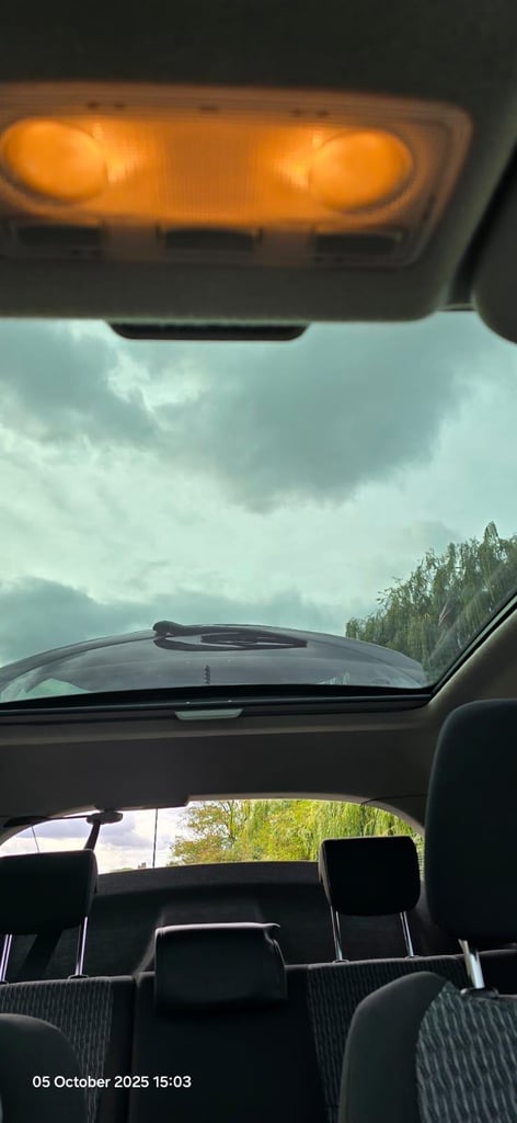 Toyota, YARIS, Hatchback, 2014, Manual, 1329 (cc), SUNROOF, 5 doors