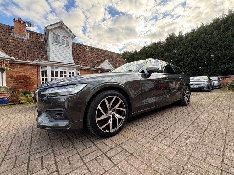 2018 Volvo V60 2.0 V60 Momentum Pro D3 Auto 5dr Estate Diesel Automatic