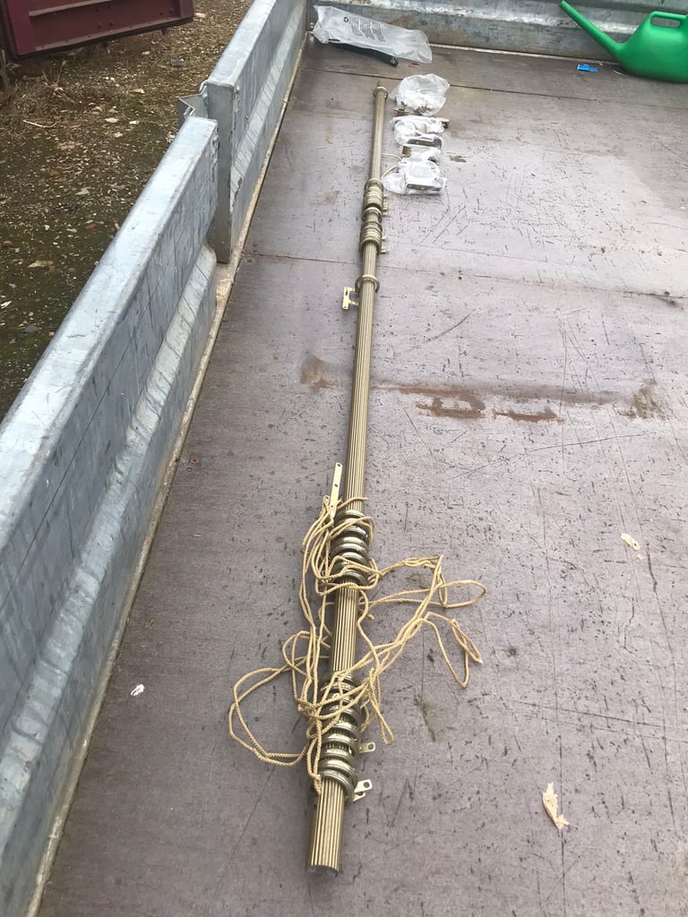 image for CORDED BRASS CURTAIN RAIL