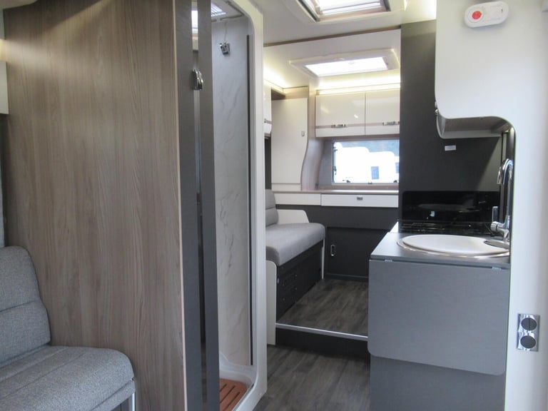 2024 Swift Voyager 574