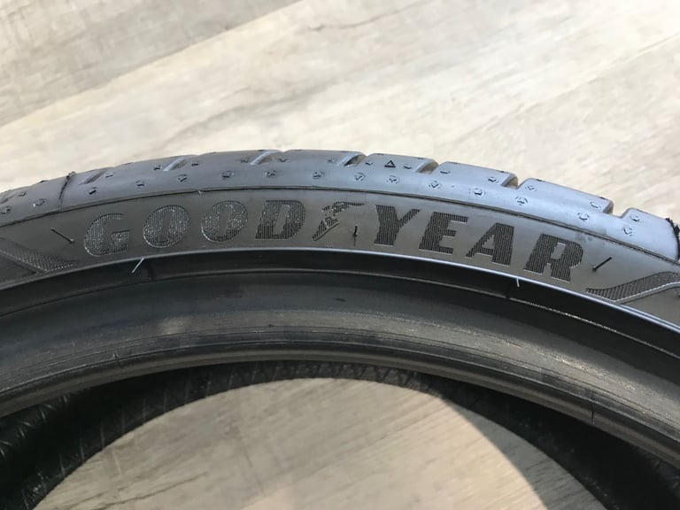 GOODYEAR Eagle F1 Asymmetric 3 RUN FLAT tyre size 275/30 R20 97Y