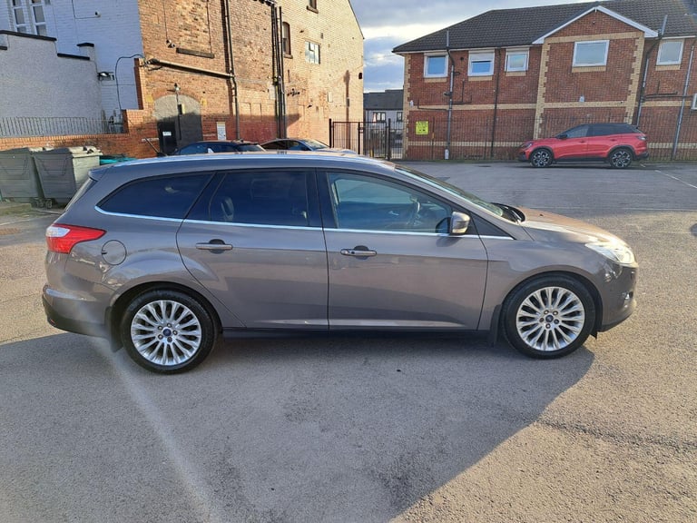 FORD FOCUS 1.6 TDCi Titanium X Brown Manual Diesel 2011