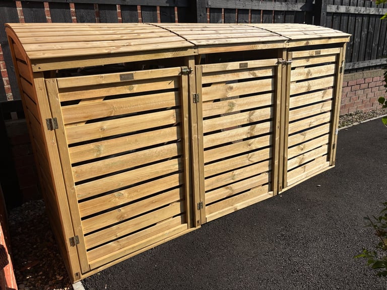 image for Garden triple bin store