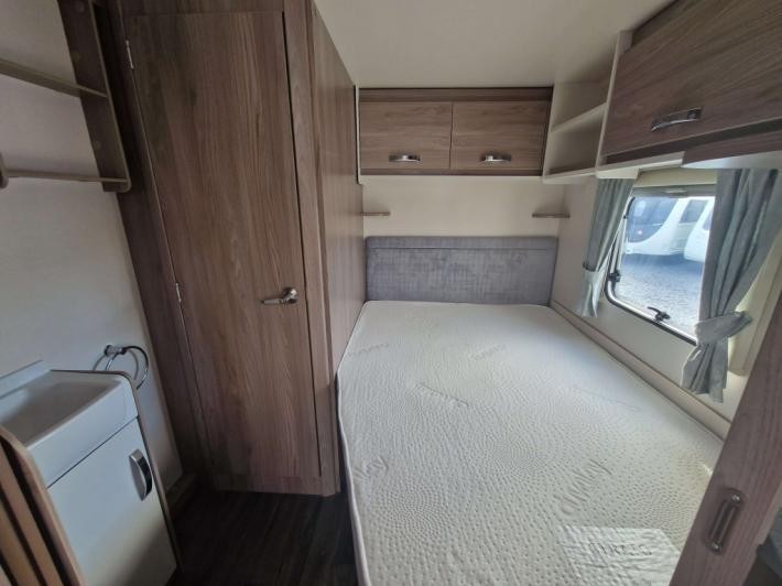 2023 Sprite Quattro FB Used Caravan