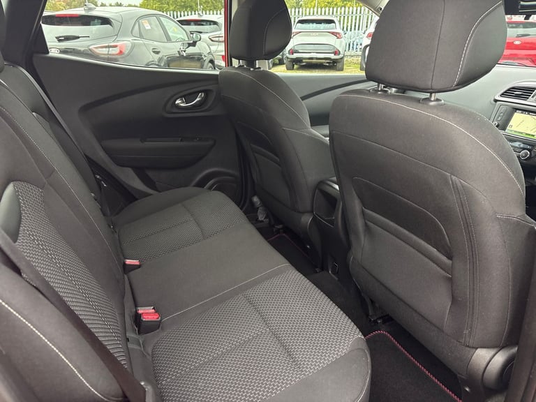2017 Renault Kadjar 1.2 TCE Dynamique Nav 5dr Hatchback PETROL Manual