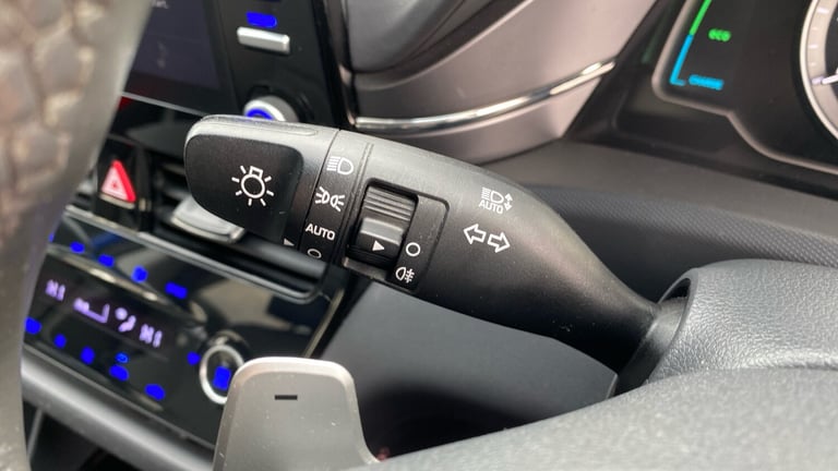 2022 Hyundai IONIQ 1.6 GDi Hybrid SE Connect 5dr DCT Hybrid Hatchback Hatchback Hybrid Automatic