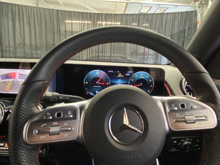 2022 Mercedes-Benz GLB 200 AMG Line Premium 5dr 7G-Tronic Estate Petrol Automatic