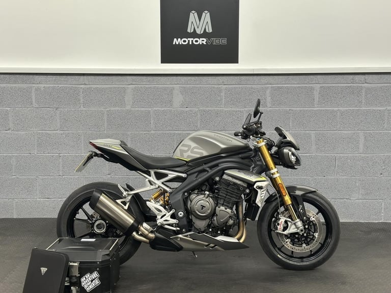 2022 Triumph Speed Triple 1200 1160 RS Naked Petrol Manual Euro 5 (179 ps)