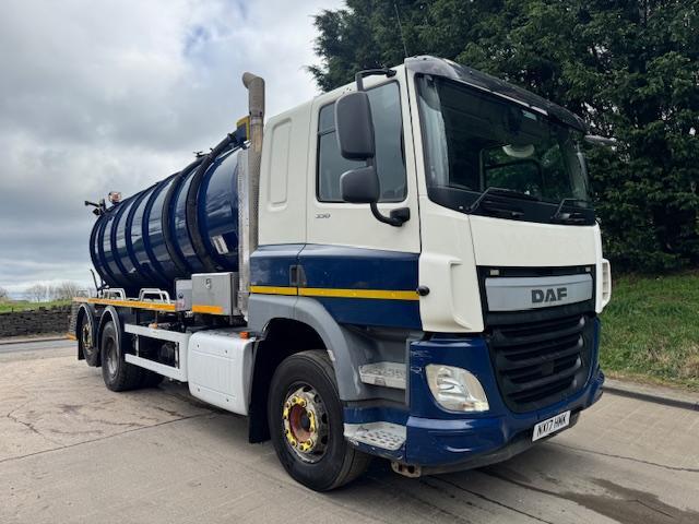 2017 17 DAF CF 330 E6 sleeper cab 6x2 Whale 3200 gallon vac tanker water re-fill