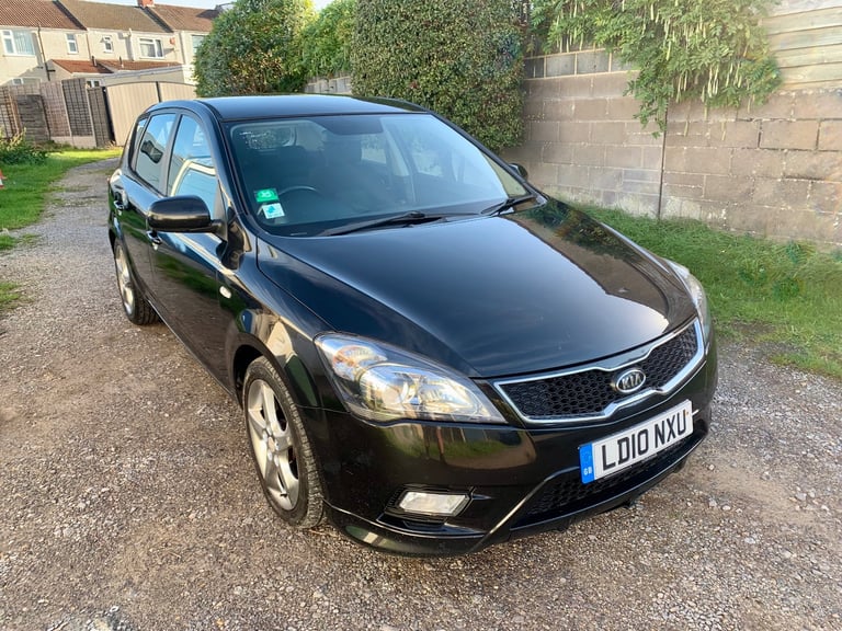 £37 tax 2010 Kia Ceed 1.6