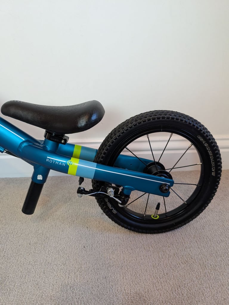 BALANCE BIKE ISLABIKES ROTHAN 12 (2+) IN IMMACULATE CONDITION. COLLECTION NW LONDON OR BUCKS 