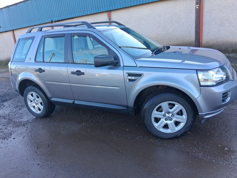 Land Rover, FREELANDER, Estate, 2013, Manual, 2179 (cc), 5 doors