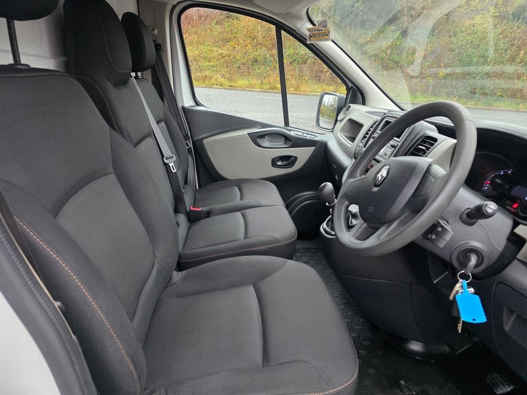 2019 renault trafic 1.6 turbo diesel full years mot low miles