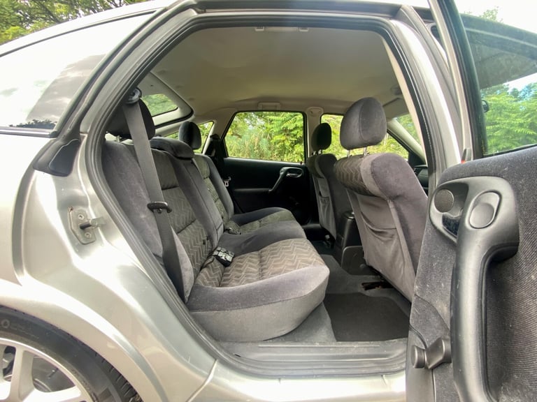 2000 Vauxhall Vectra 2.0 SRi 140 5dr HATCHBACK Petrol Manual