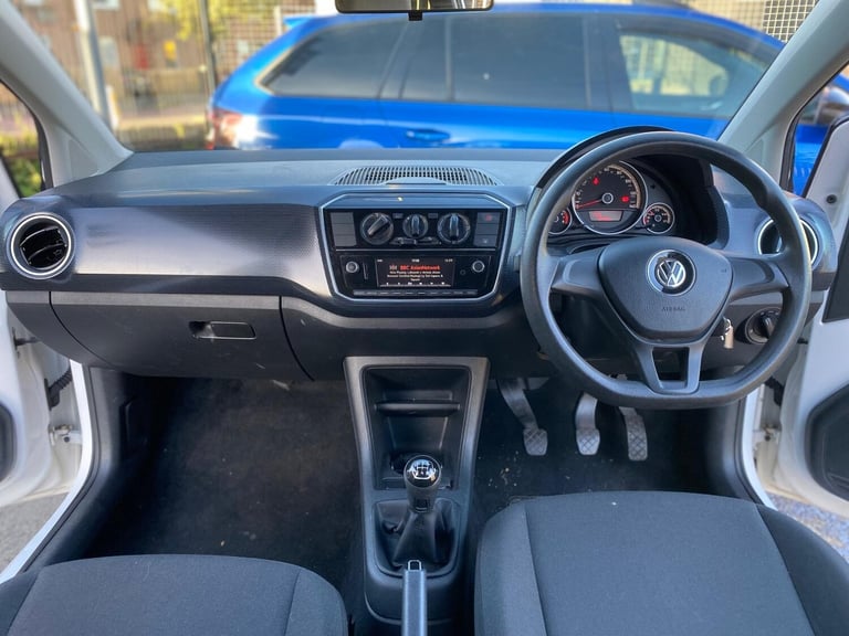 2017 Volkswagen up! 1.0 Move Up 3dr HATCHBACK PETROL Manual