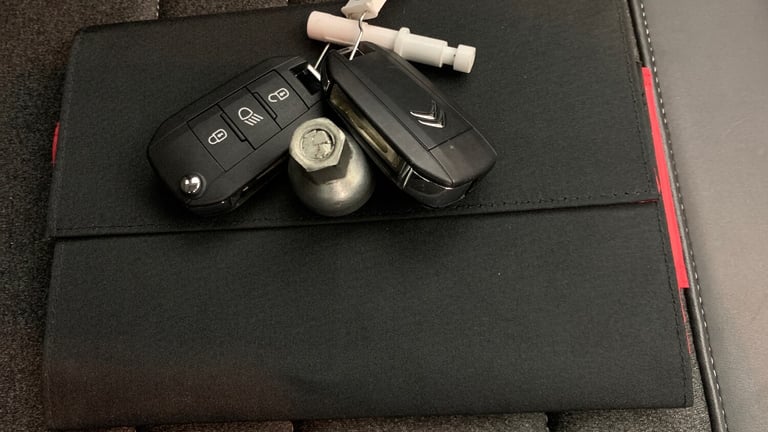 2022 Citroen C3 1.2 PureTech Saint James Hatchback 5dr Petrol Manual Euro 6 (s/s) (83 ps) Hatchba...