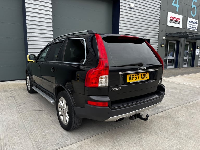 VOLVO XC90 2.4 D5 SE 2007 57 AUTOMATIC 7 SEATER IN BLACK 