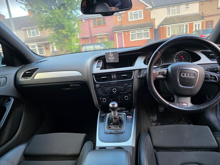 Audi, A4, Saloon, 2009, Manual, 1798 (cc), 4 doors