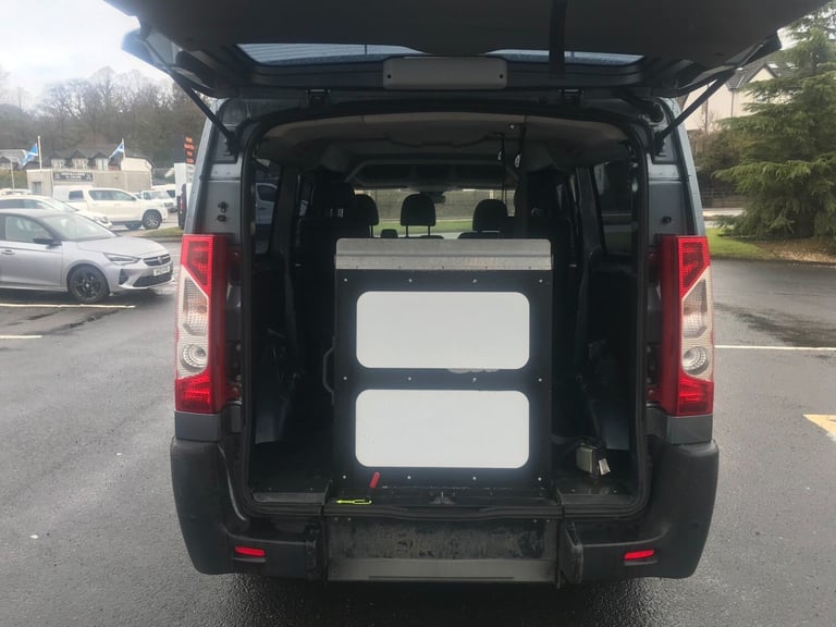 2014 Peugeot Expert Tepee 2.0 HDi Tepee Comfort L2 4dr MPV Diesel Automatic