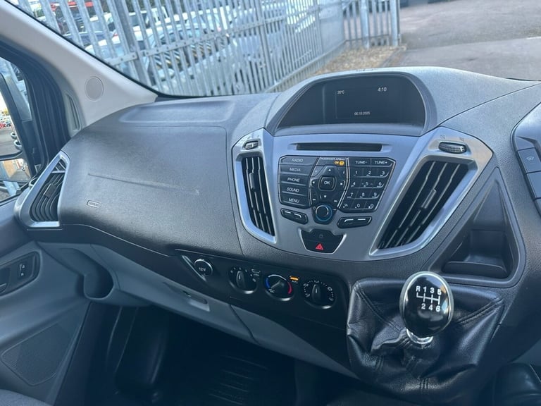 2017 Ford Transit Custom 2.0 TDCi 290 Limited Panel Van 5dr Diesel Manual L1 H2 (157 g/km, 168 bh...