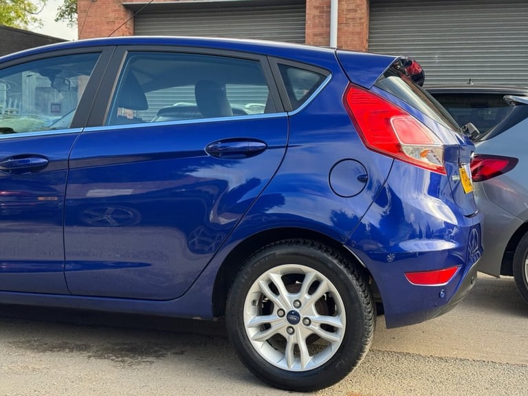 2015 Ford Fiesta 1.0T EcoBoost Zetec Hatchback 5dr Petrol Powershift Euro 6 (100 ps) Hatchback Pe...