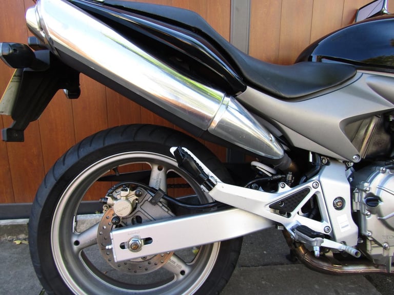 HONDA CB600 F HORNET * WOW * ONLY 3740* 2 FORMER KEEPERS*2007*ULEZ FRIENDLY 
