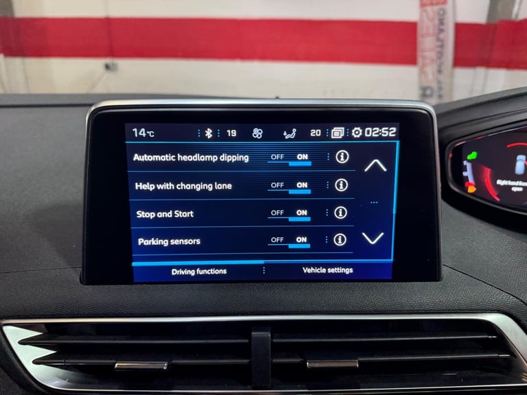 2019 Peugeot 3008 1.2 PureTech Allure Euro 6 (s/s) 5dr HATCHBACK Petrol Manual